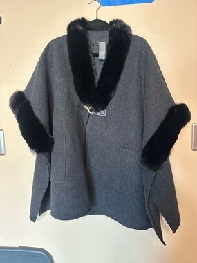 FABULOUS Women's Dark Gray Wool Cape with Black Faux Fur Trim